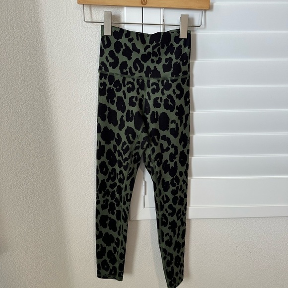 FLEO El Toro Bronze Leopard Legging XS - Picture 3 of 5
